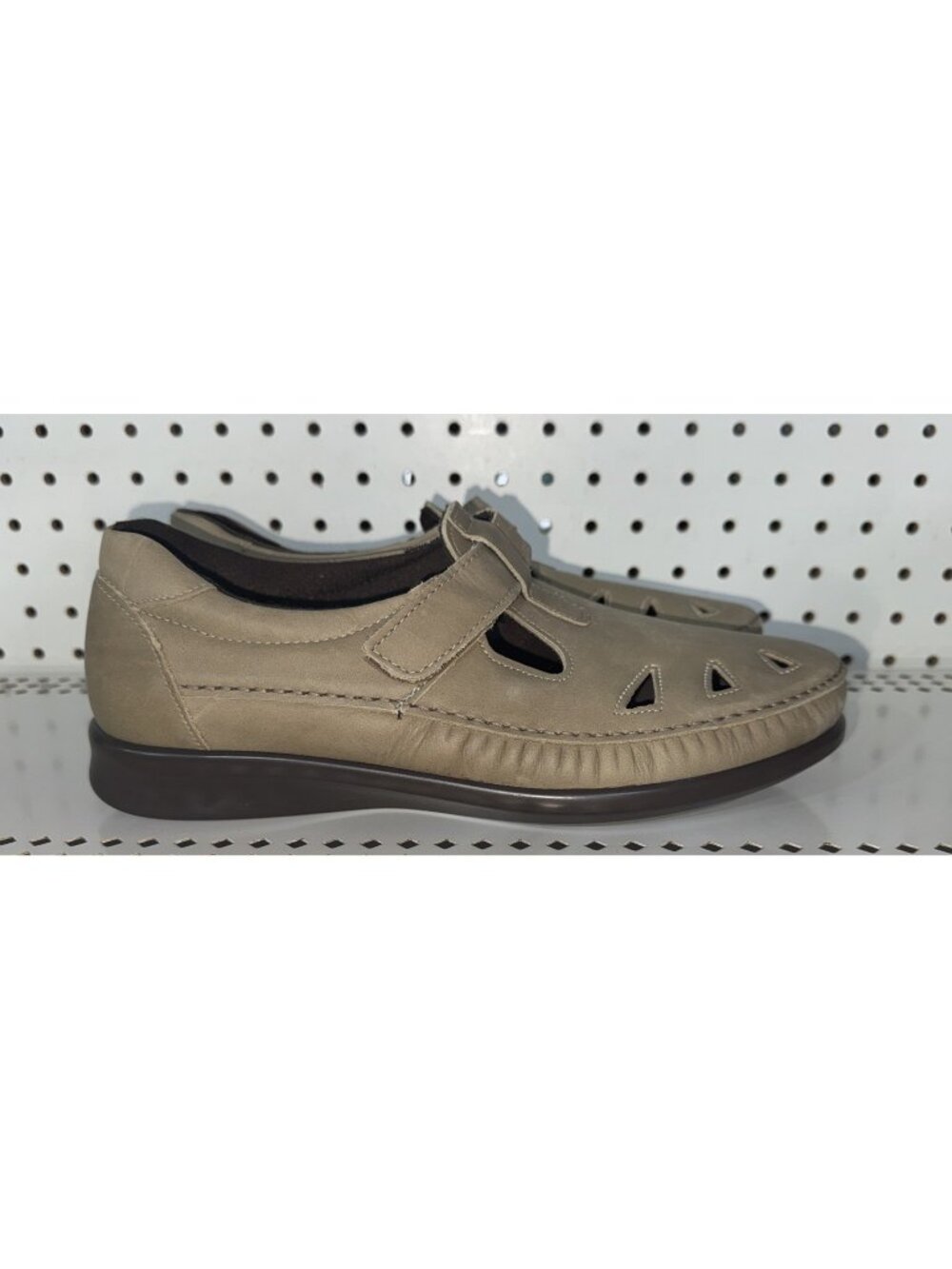 SAS Roamer Womens Leather Casual Slip On Loafers Shoes Size 11 WIDE Sage Tan